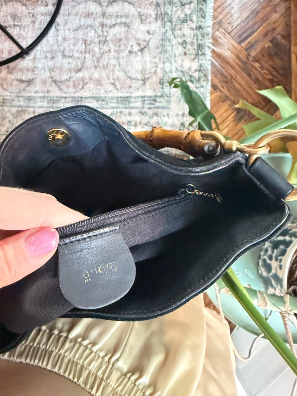 Gucci Leather and Suede Black Bag with Bamboo Handle - Picture 9 of 11